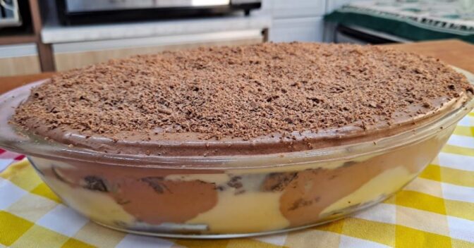 Sobremesas: Travessa de Páscoa com Mousse de Nutella e Ninho