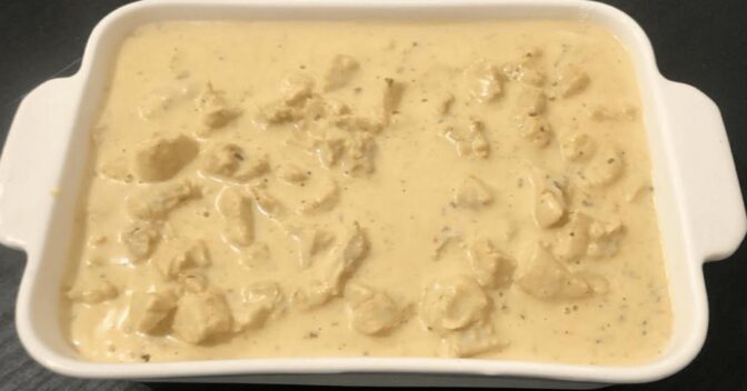 Especiais: Você Nunca Mais Vai Errar o Strogonoff de Frango com Essa Receita Cremosa