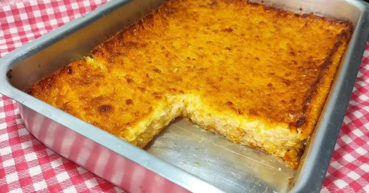 Pamonha de forno fácil e cremosa com gosto de festa junina....