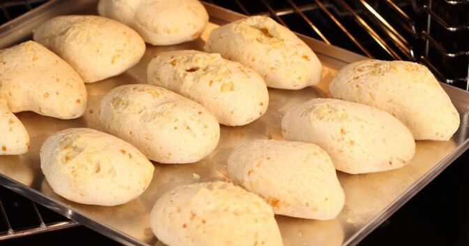 Biscoitos: Esse Biscoito de Polvilho Caipira é de Comer Rezando