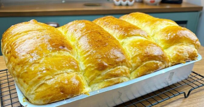 Pães: Esse Pão Caseiro Rende 4 Unidades e Fica Super Fofo