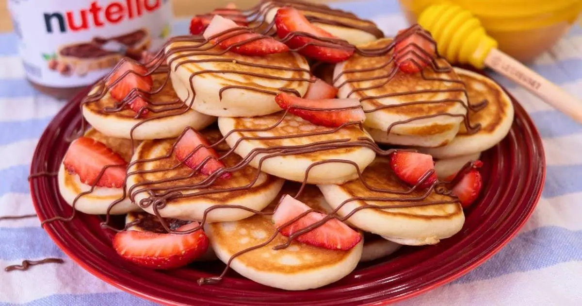 Mini panqueca americana fácil, fofinha e ótima pra congelar....