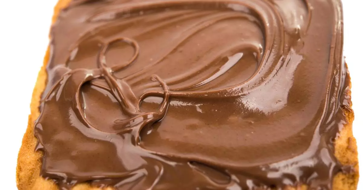 Bolos: Cobertura para Bolo de Chocolate Simples e Fácil