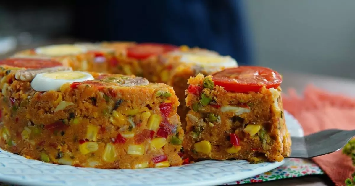Cuscuz Paulista é uma deliciosa receita típica da culinária paulista, feita com farinha de milho,...