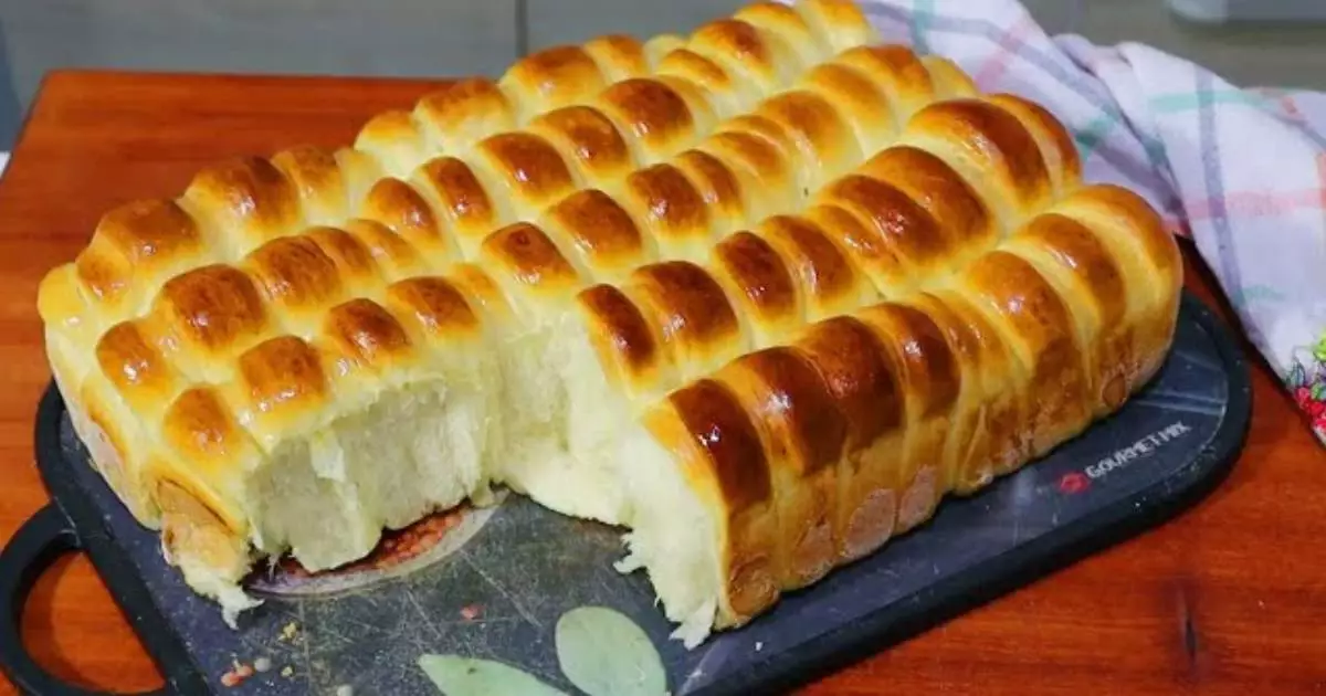 Aprenda a fazer um pão tão macio feito algodão. Com ingredientes simples e passos fáceis,...