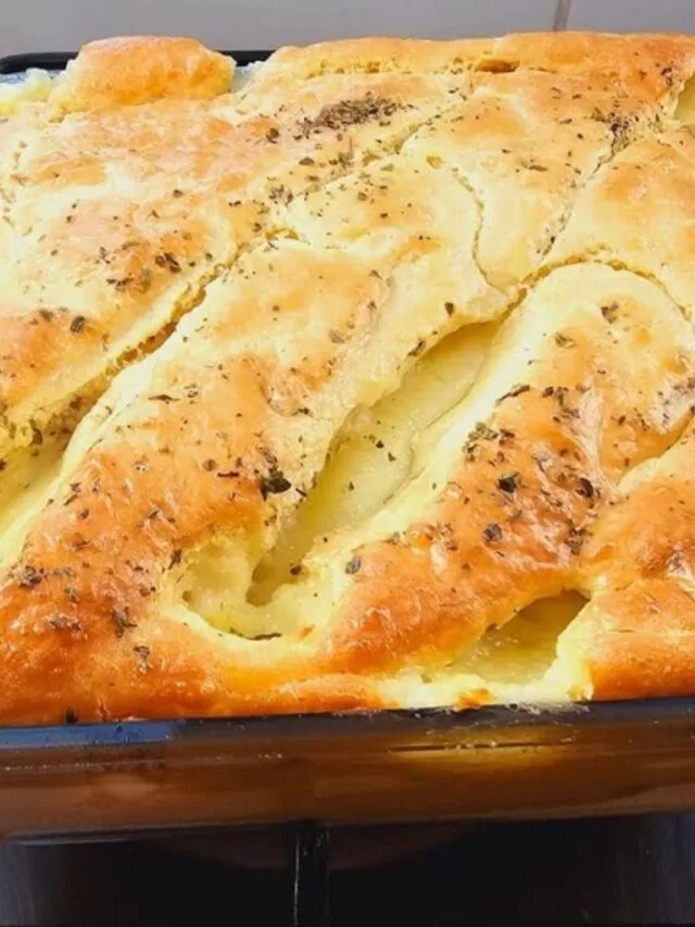 A Torta de Sardinha Deliciosa é uma receita prática e saborosa, ideal para quem busca...