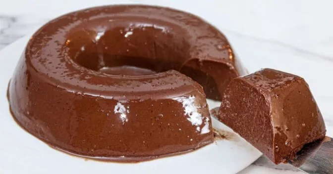 Pudim: Pudim Gelado de Chocolate Sem Forno