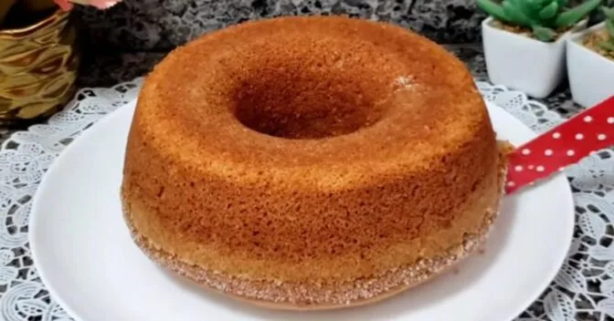 Bolos: Bolo de Banana de Liquidificador Fácil e Delicioso sem Leite