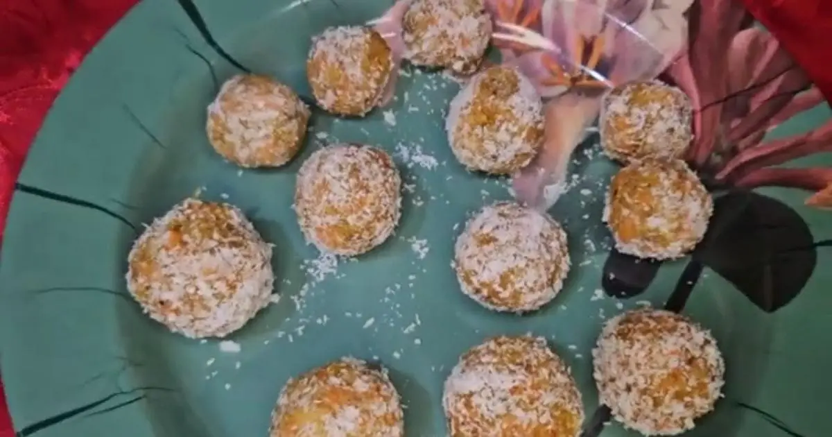 Receita simples de doce saudável com castanha, damasco, coco e cenoura, sem açúcar!...