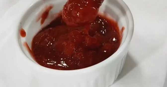 Geleias: Geleia de Morango Caseira receita fácil