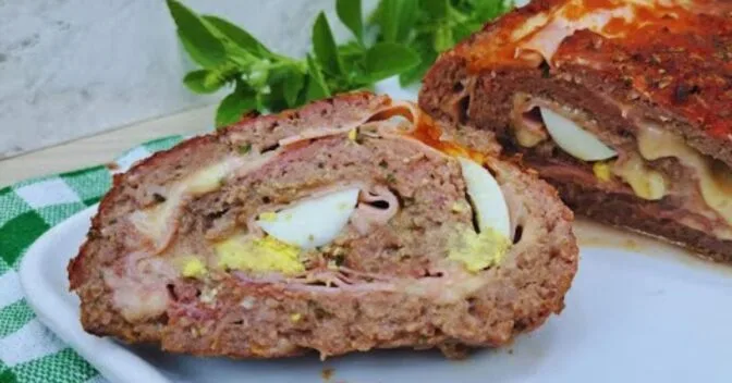 Carnes: Como Fazer Rocambole de Carne Moída com Queijo e Presunto: Receita Simples e Saborosa