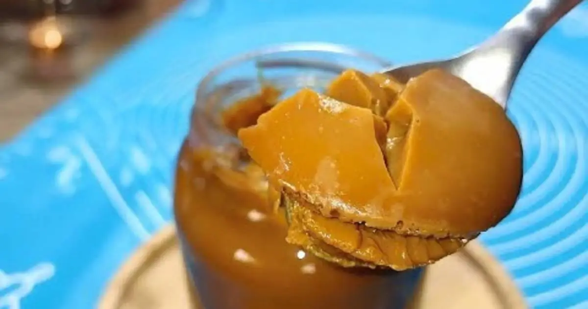 A receita Doce de Leite Cremoso Na Pressão Rápido Demais ensina como preparar doce caseiro...