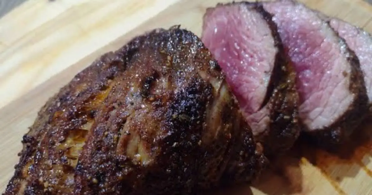 A receita Maminha na Airfryer Suculenta e Pronta Rapidinho ensina como fazer carne macia e...