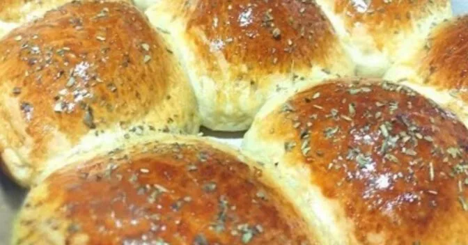 Pães: Pão de Cebola Liquidificador Fofinho Caseiro