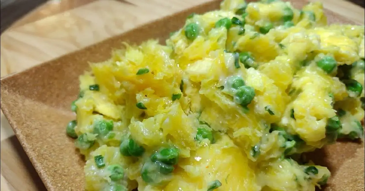 A receita Salada de Mandioca Cremosa Para Churrasco Delicioso ensina como fazer uma salada simples,...