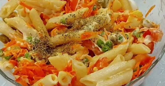 Saladas: Salada de macarrão fácil e perfeita para qualquer ocasião