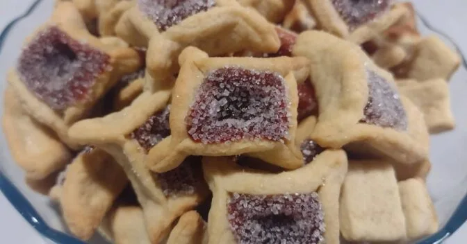 Biscoitos: Beliscão de Goiabada com Quatro Pontas Crocante