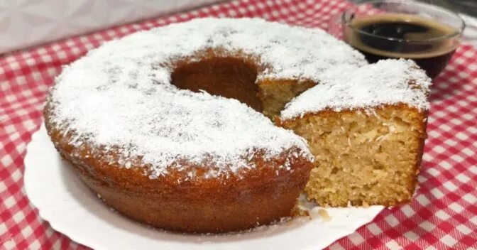 Bolos: Bolo de Coco Fofinho Sem Ovos
