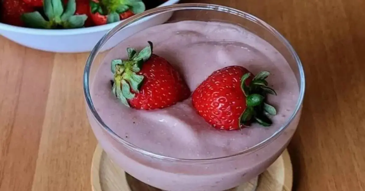 Danoninho de Inhame Saudável Natural Sem Açúcar é uma receita leve e nutritiva com frutas...