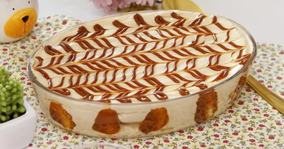 Pavê de doce de leite rápido, sem fogão, pronto em minutos....