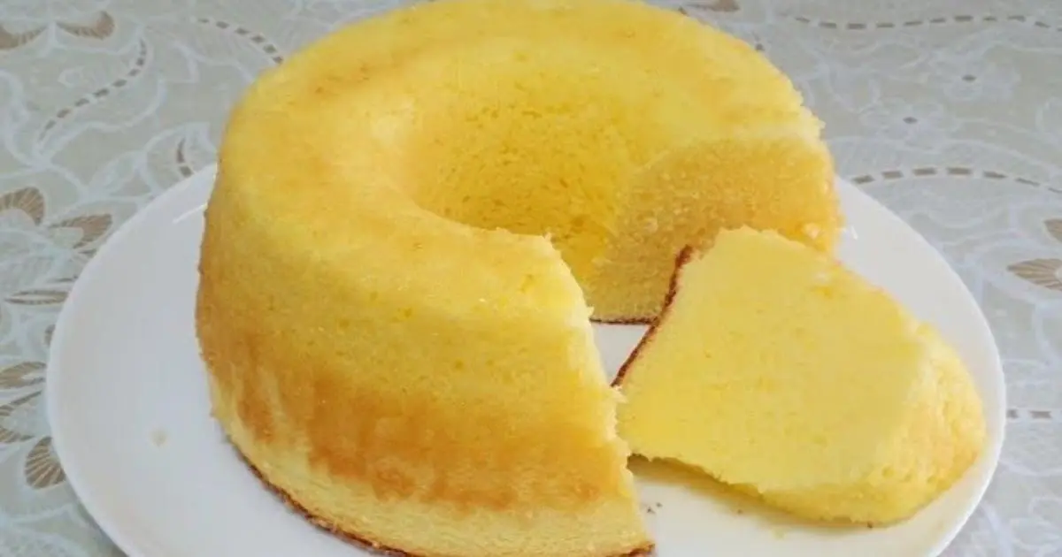 Receita fácil de bolo fofinho sem trigo, com limão e maisena....