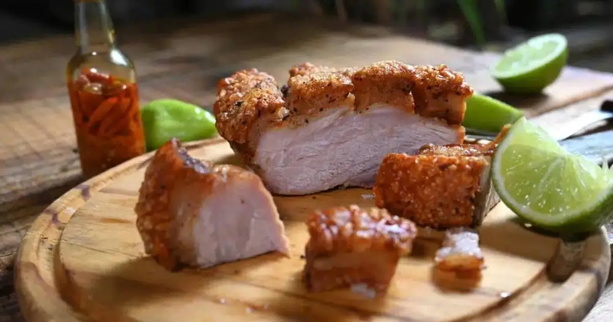 Panceta Crocante na AirFryer Fácil e Deliciosa: veja como fazer panceta pururucada por fora e...