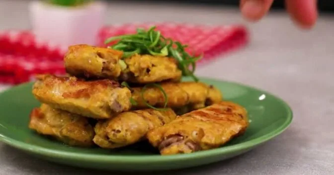 Aves: Asas de Frango na Frigideira Com Coca-Cola
