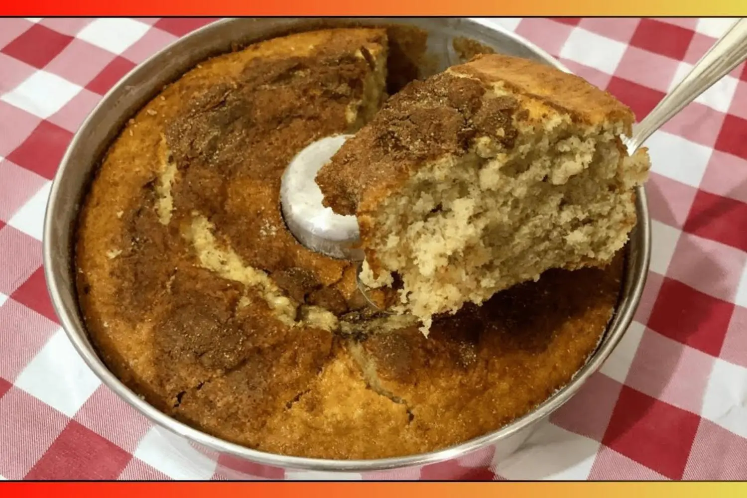 Bolo de banana fofinho e fácil, ideal para o café da tarde....