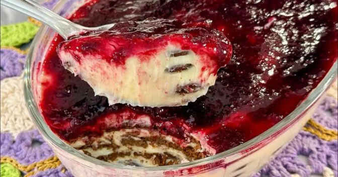 Sobremesas: Faça Essa Sobremesa Gelada de Ninho com Morango