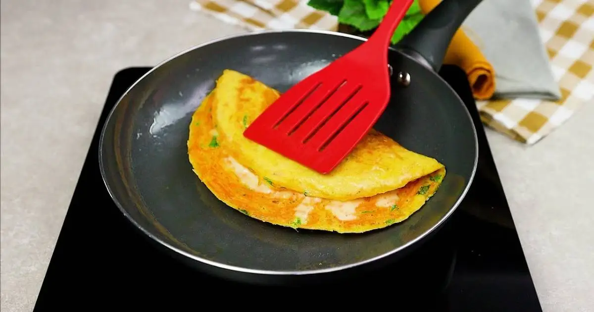 Lanche Rápido com Cenoura e Ovos Delicioso é uma receita prática com poucos ingredientes, perfeita...