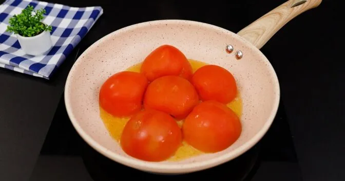 Massas: Macarrão com Molho de Tomate Natural