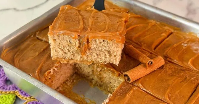 Bolos: O Bolo de Churros Mais Fácil do Mundo com Recheio Cremoso