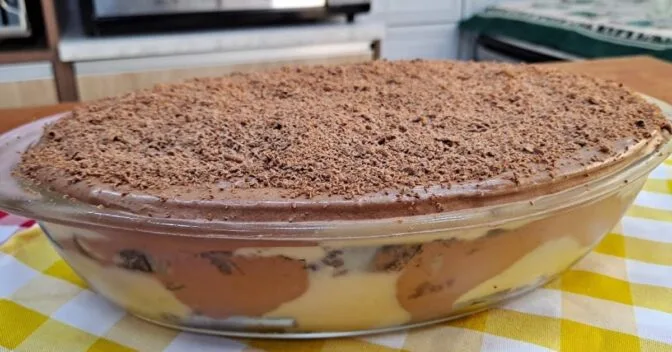 Sobremesas: Travessa de Páscoa com Mousse de Nutella e Ninho