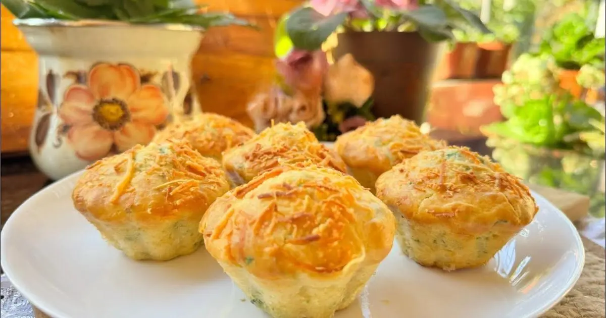 Receita de pão sem glúten fácil, macio e feito em poucos minutos....