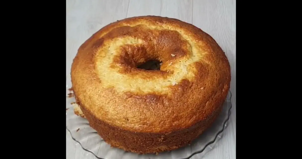 Receita simples de bolo fofinho que desmancha na boca....
