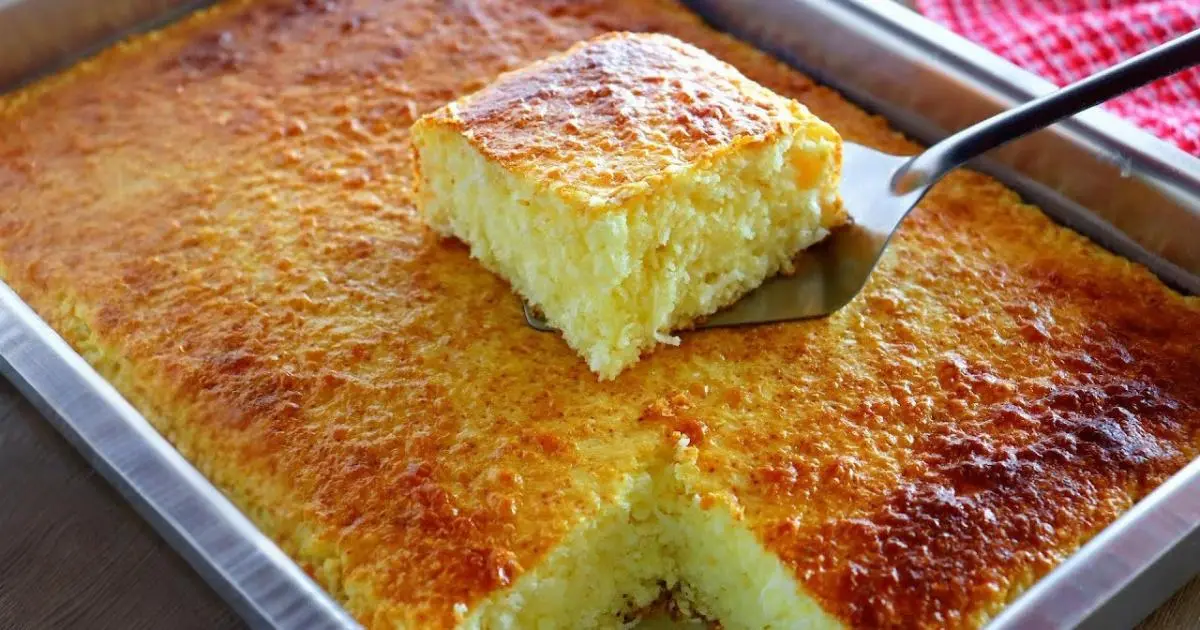 Receita prática, sem farinha, com coco e amido de milho....