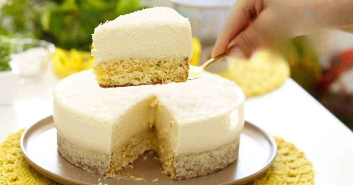 Bolo mousse de milho cremoso com sabor irresistível para festas juninas....